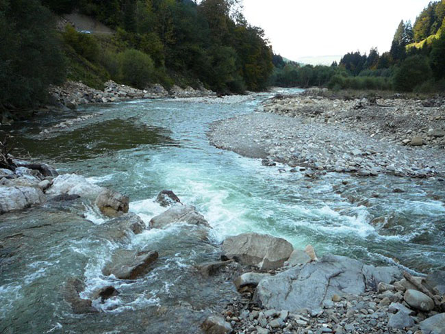 Zusammenfluss der Kalten und Warmen Sense ab hier heisst der Fluss Sense